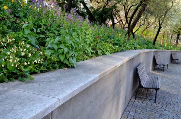 Concrete Retaining Wall Service in Pearland