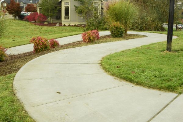 Concrete Sidewalk Replacement in Pearland