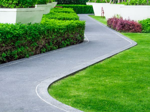 Walkway Curb Installation in Pearland