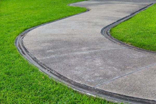 Concrete Sidewalk Construction in Pearland