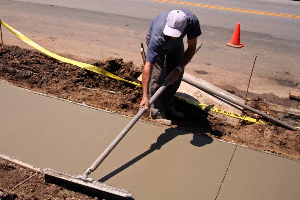 Sidewalk Building in Pearland